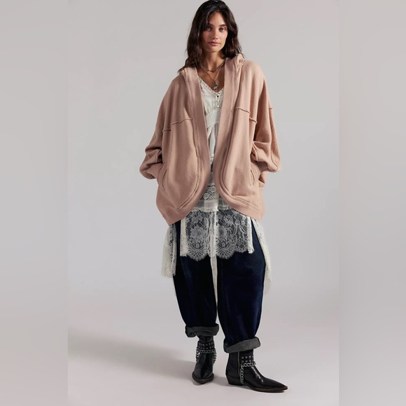 We The Free Sweaters - We The Free Forever Yours Cardi 🔥Winter Bloom / blush pink - Small- oversized